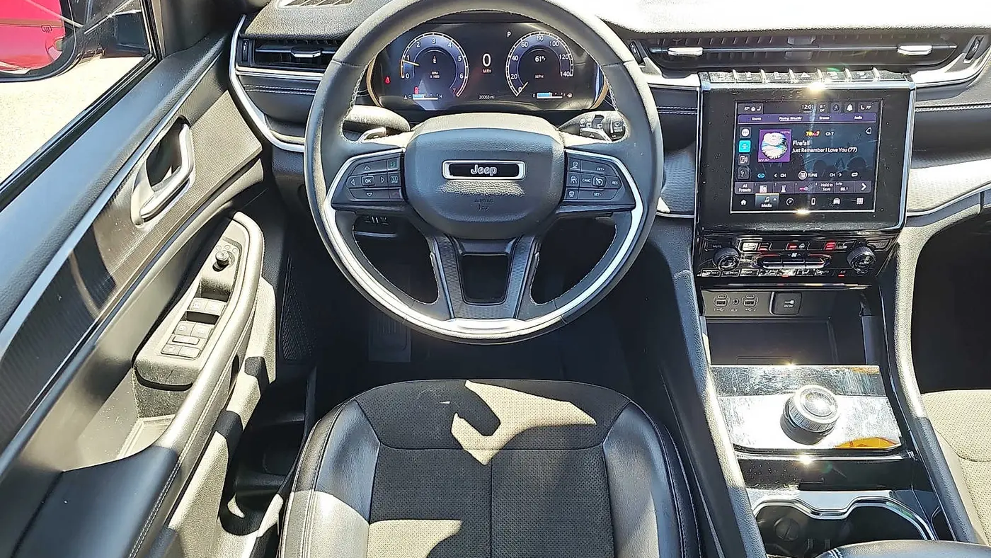 2023 Jeep Grand Cherokee Altitude