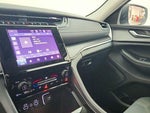 2023 Grand Cherokee Thumbnail 22