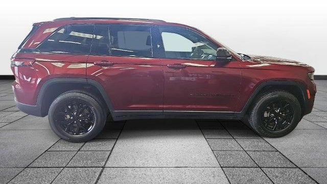 2024 Jeep Grand Cherokee Laredo