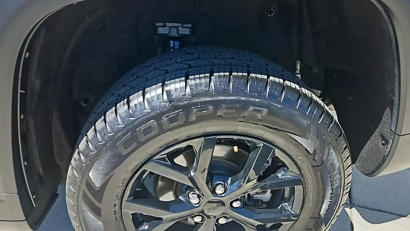 2024 Jeep Grand Cherokee Laredo