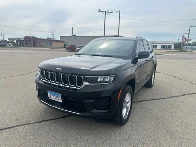 2024 Jeep Grand Cherokee 4X4 Laredo 4DR SUV