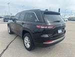2024 Grand Cherokee Thumbnail 3
