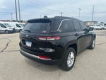 2024 Grand Cherokee Thumbnail 4