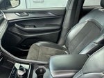 2024 Grand Cherokee Thumbnail 5