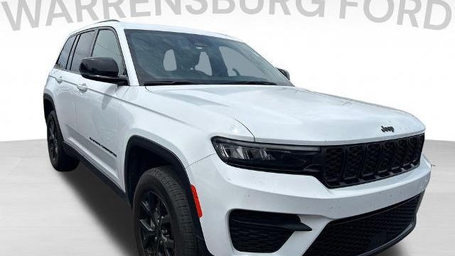 Preowned 2025 Jeep Grand Cherokee Laredo for Sale