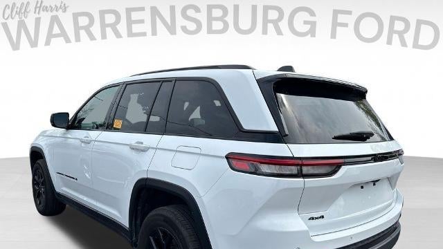2025 Jeep Grand Cherokee Laredo