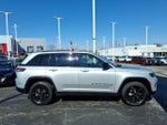 2025 Grand Cherokee Thumbnail 2