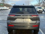 2023 Grand Cherokee Thumbnail 3