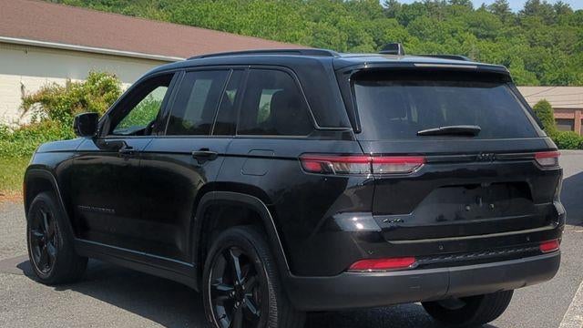 2023 Jeep Grand Cherokee Laredo X