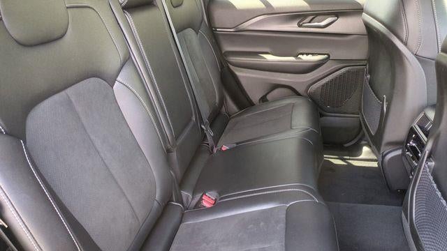 2023 Jeep Grand Cherokee Laredo X