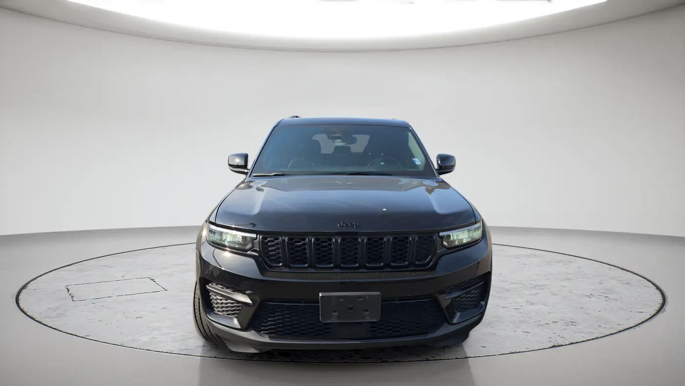 2023 Jeep Grand Cherokee Laredo X