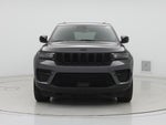2023 Grand Cherokee Thumbnail 5