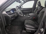 2023 Grand Cherokee Thumbnail 11