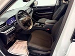 2023 Grand Cherokee Thumbnail 23