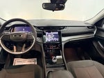 2023 Grand Cherokee Thumbnail 36
