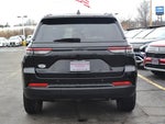 2023 Grand Cherokee Thumbnail 4