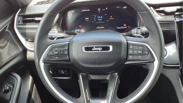 2023 Jeep Grand Cherokee Laredo X