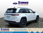2023 Grand Cherokee Thumbnail 3