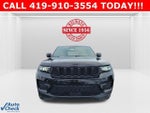 2023 Grand Cherokee Thumbnail 11