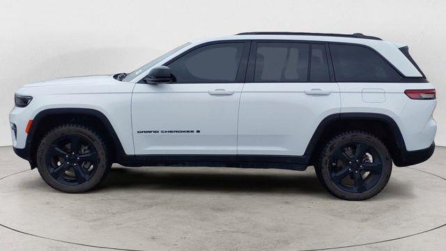 2023 Jeep Grand Cherokee Laredo X