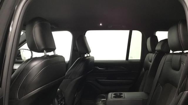 2023 Jeep Grand Cherokee Laredo X