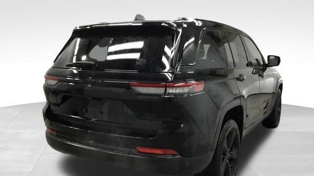 2023 Jeep Grand Cherokee Laredo X
