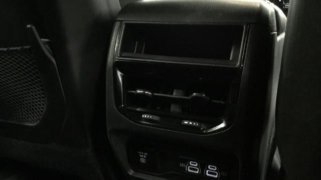 2023 Jeep Grand Cherokee Laredo X