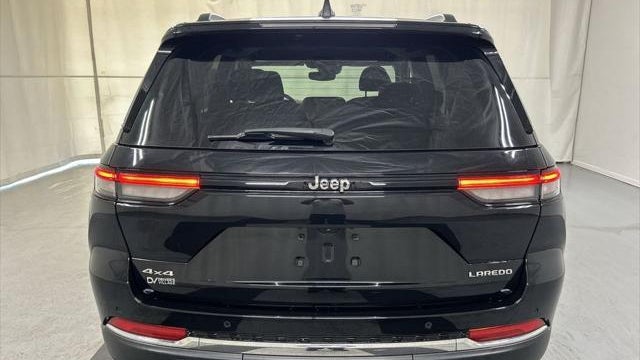 2023 Jeep Grand Cherokee Laredo