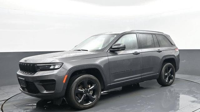 2023 Jeep Grand Cherokee Laredo X