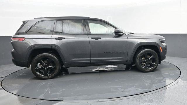 2023 Jeep Grand Cherokee Laredo X