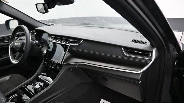 2023 Jeep Grand Cherokee Laredo X