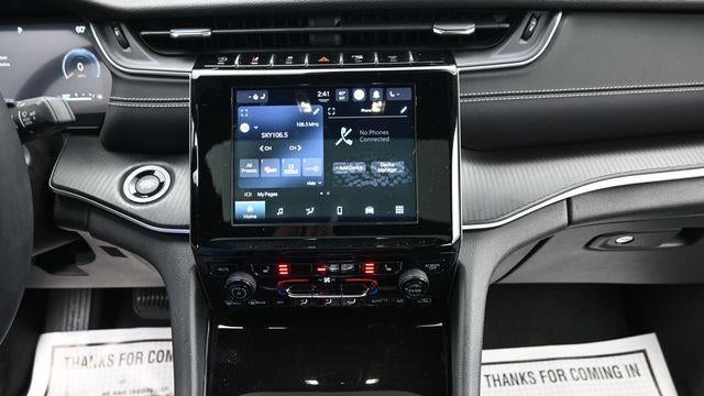 2023 Jeep Grand Cherokee Laredo X