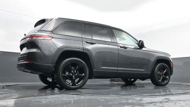 2023 Jeep Grand Cherokee Laredo X