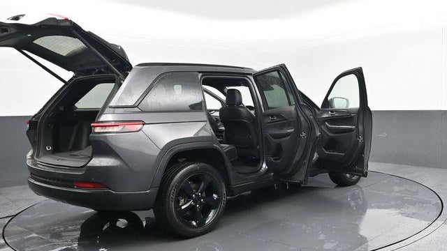 2023 Jeep Grand Cherokee Laredo X