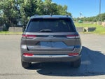 2023 Grand Cherokee Thumbnail 4