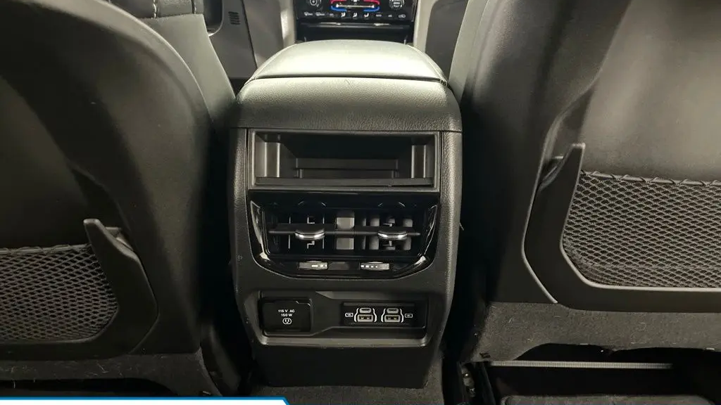 2023 Jeep Grand Cherokee Laredo X