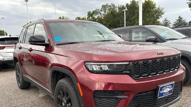 2024 Jeep Grand Cherokee Laredo
