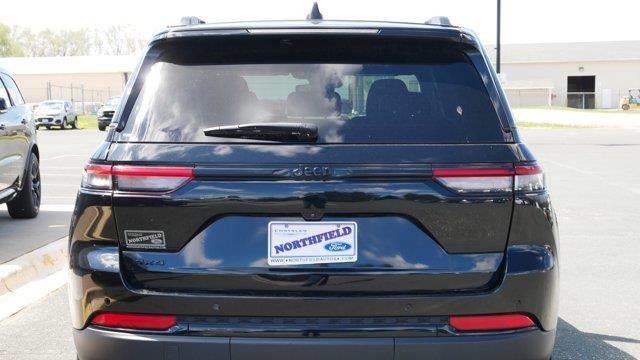 2024 Jeep Grand Cherokee Laredo