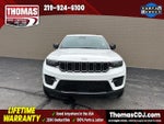 2024 Grand Cherokee Thumbnail 4