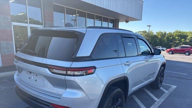 2024 Jeep Grand Cherokee Laredo X