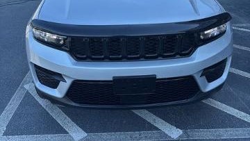 2024 Jeep Grand Cherokee Laredo X