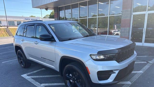 2024 Jeep Grand Cherokee Laredo X