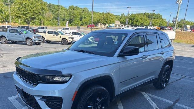 2024 Jeep Grand Cherokee Laredo X