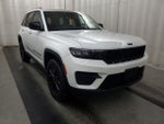 2025 Grand Cherokee Thumbnail 2