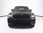 2025 Grand Cherokee Thumbnail 3