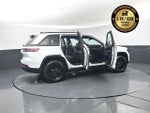 2025 Grand Cherokee Thumbnail 7