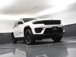 2025 Grand Cherokee Thumbnail 21