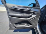 2025 Grand Cherokee Thumbnail 13
