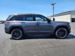 2025 Grand Cherokee Thumbnail 4