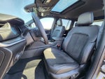 2025 Grand Cherokee Thumbnail 12